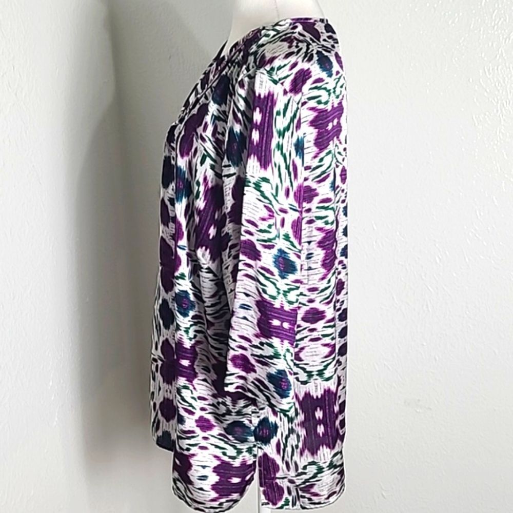 Jones New York Purple, Green & White Print Top, Decorative Neckline, Size 1X - Picture 6 of 10
